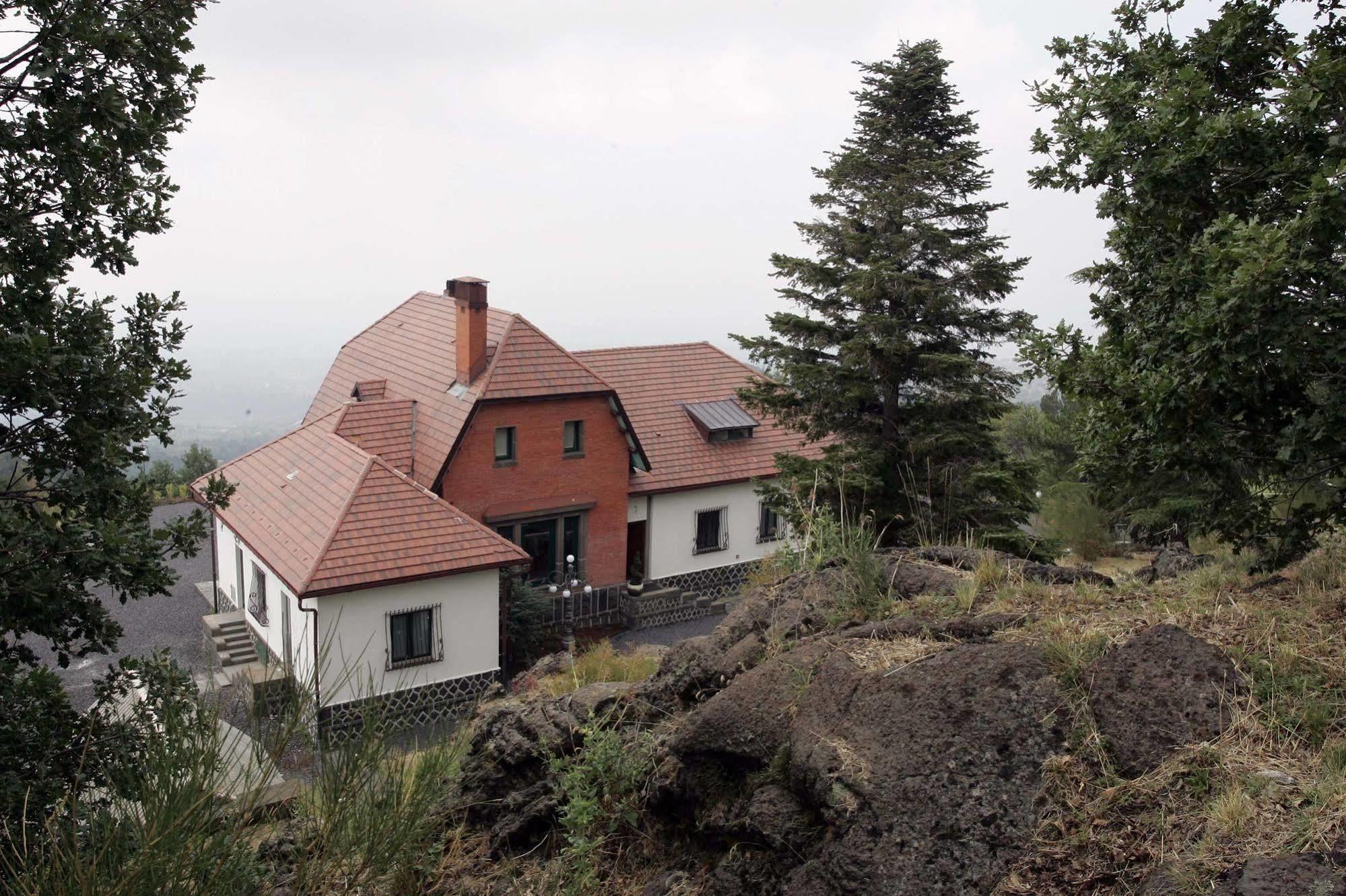 Hotel Villa Dorata Nicolosi Dış mekan fotoğraf